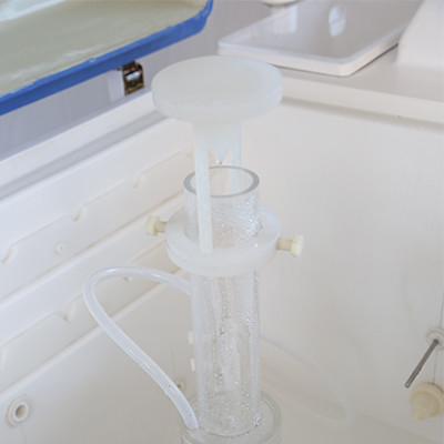 Climatic Glass Fiber Salt Spray Ruang Uji Korosi Stan Semprotan Garam Berkelanjutan